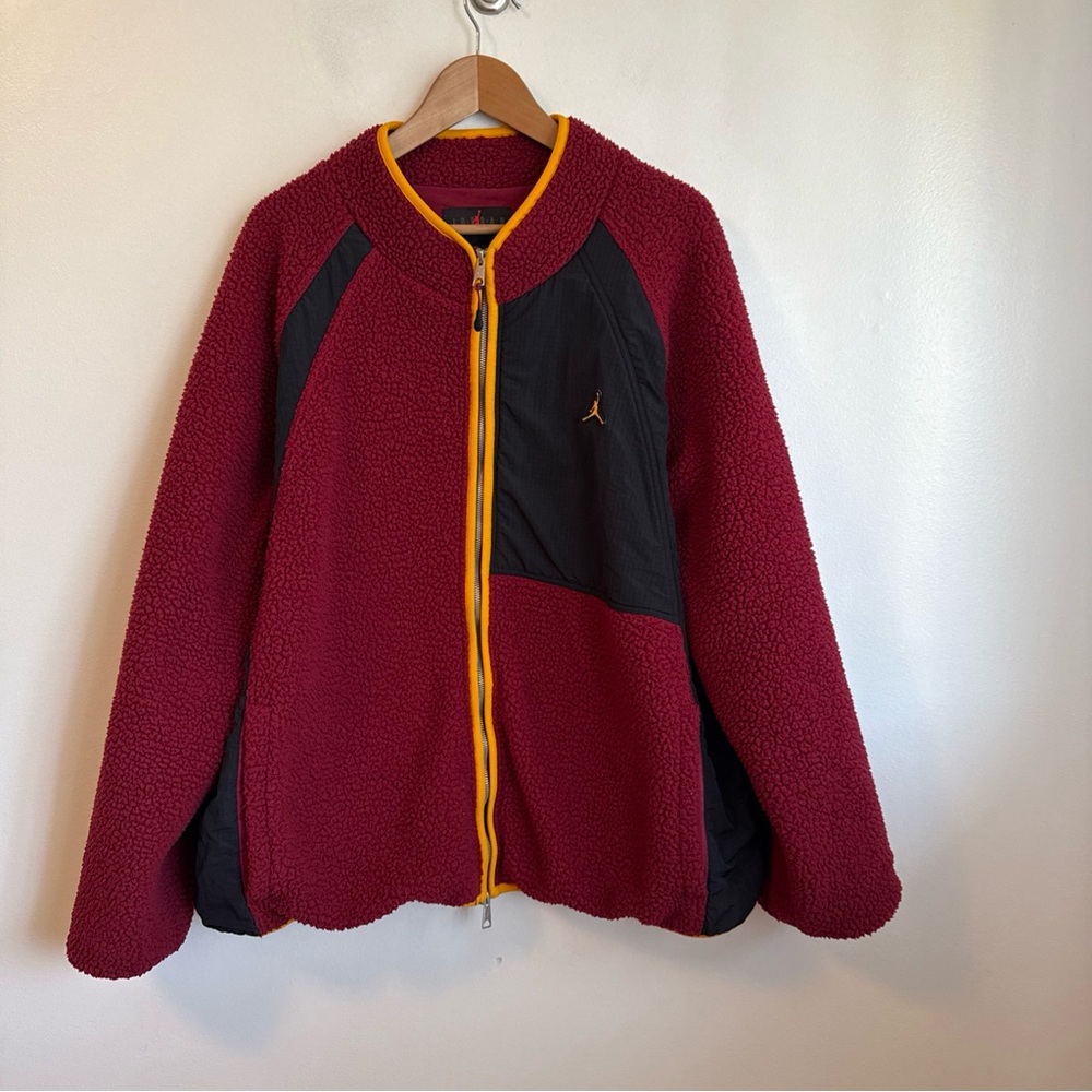 Preowned Men’s size XXL Air Jordan Full Zip Essentials Fleece Jacket